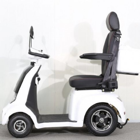 Скутер ER-SCOOTERS lori